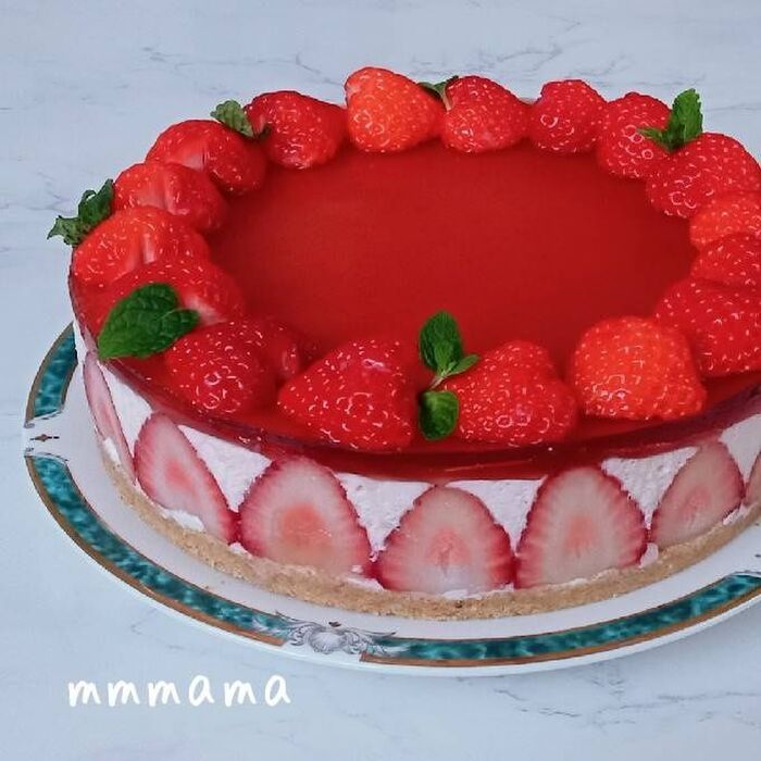 バスチー先生のチーズケーキ・いちごバスチー先生の店