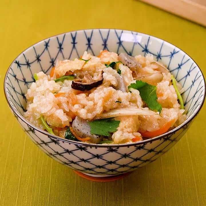 炊飯器で簡単「もち米の炊き方」。水加減や浸水時間の目安も！ - macaroni