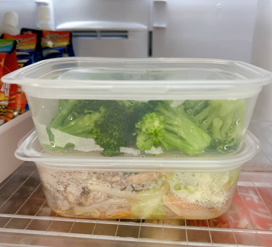 無印の「バルブ付きお弁当箱」でおかずを詰める手間が不要に!? サイズごとの容量比較もkufura クフラ 小学館公式