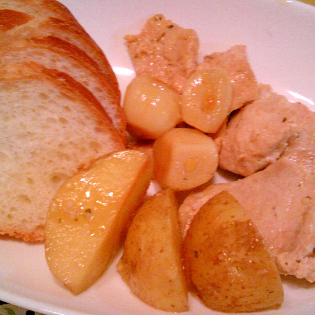 国産鶏のオリーブ油漬アヒージョ缶詰トリのアヒージョ缶詰