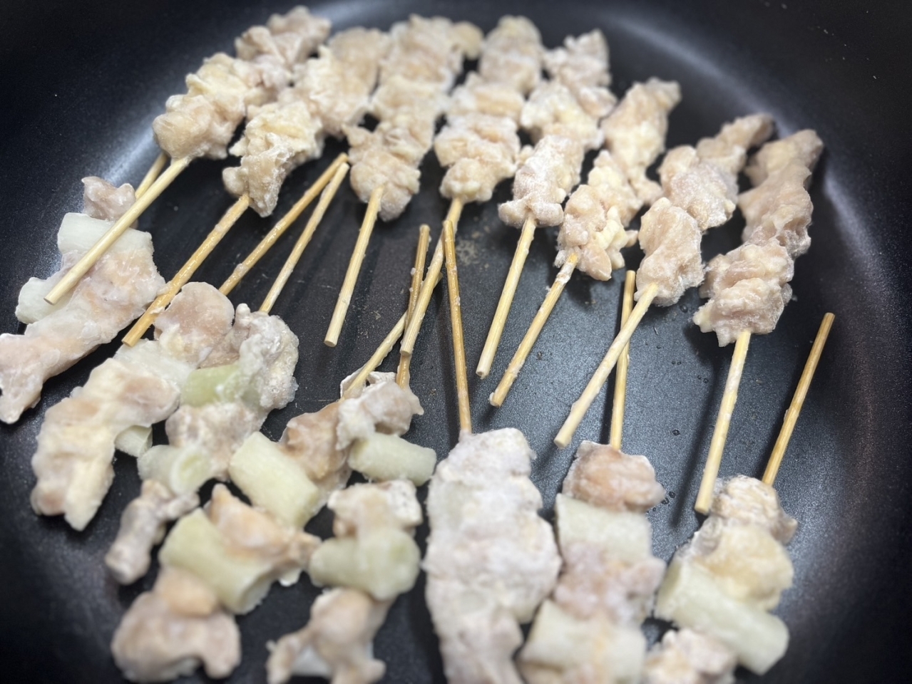 業務スーパー やきとりねぎま串 加熱済み タレ無 50本入タレ無 冷凍やきとり クール 冷凍 配送 レンジ調理