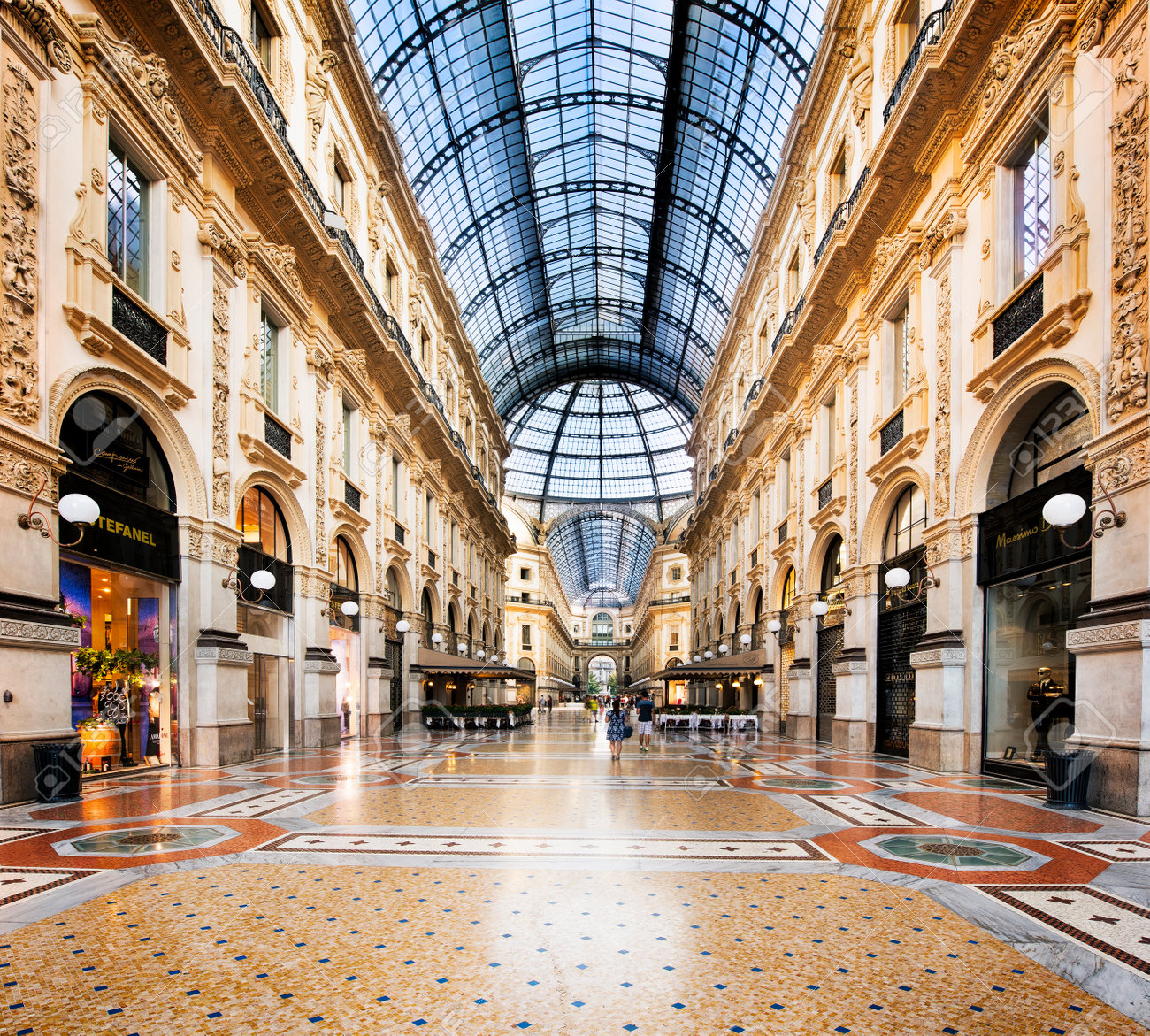 ミラノのガッレリア内で楽しむ絶品料理