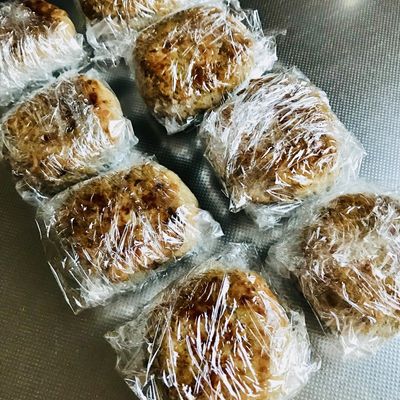 お弁当に作り置きハンバーグ！冷凍活用