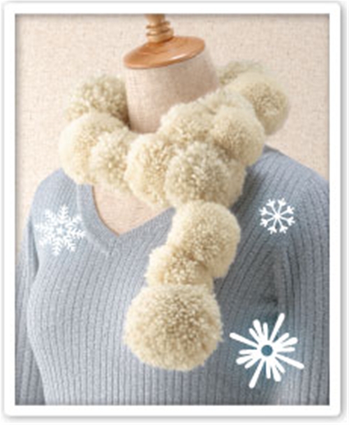 モコモコ毛糸でポンポンを作る！必死