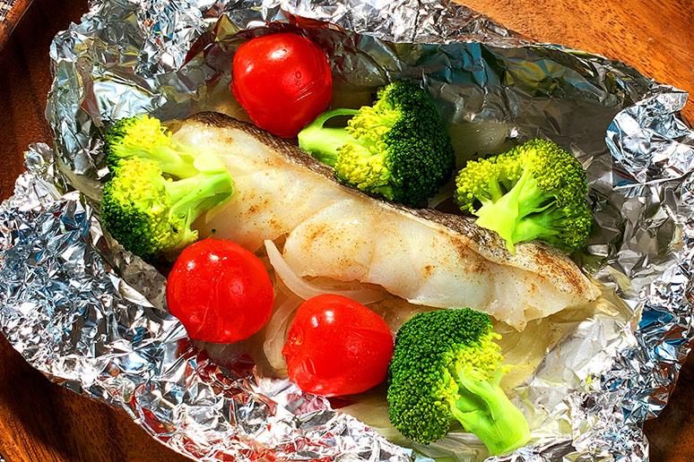 アクアパッツァ風タラのホイル焼き