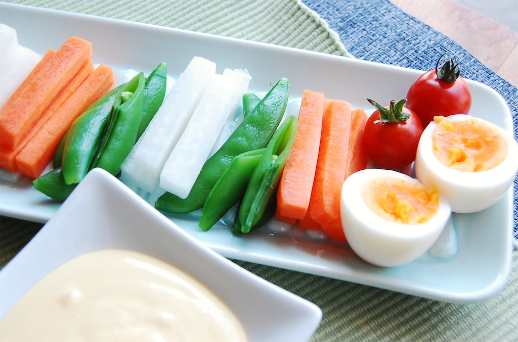 簡単トマトカップレシピおしゃれな一品