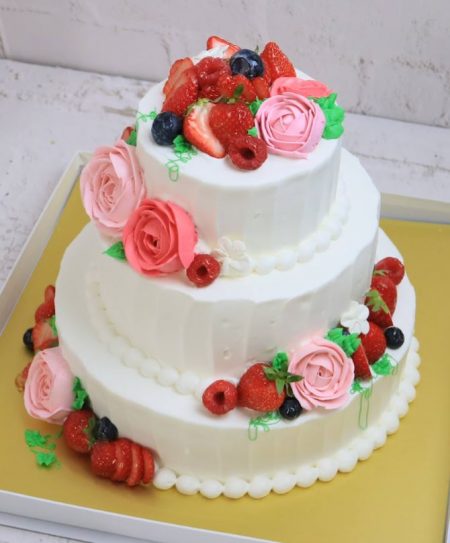 2025年最新版 ウエディング・ケーキのおしゃれなデザイン38選