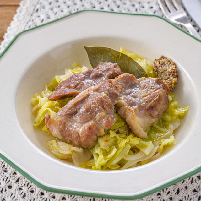 キャベツを茹でるだけ！サラダとして食べても美味しい茹で方のコツと基本レシピのアイデア - bellissima