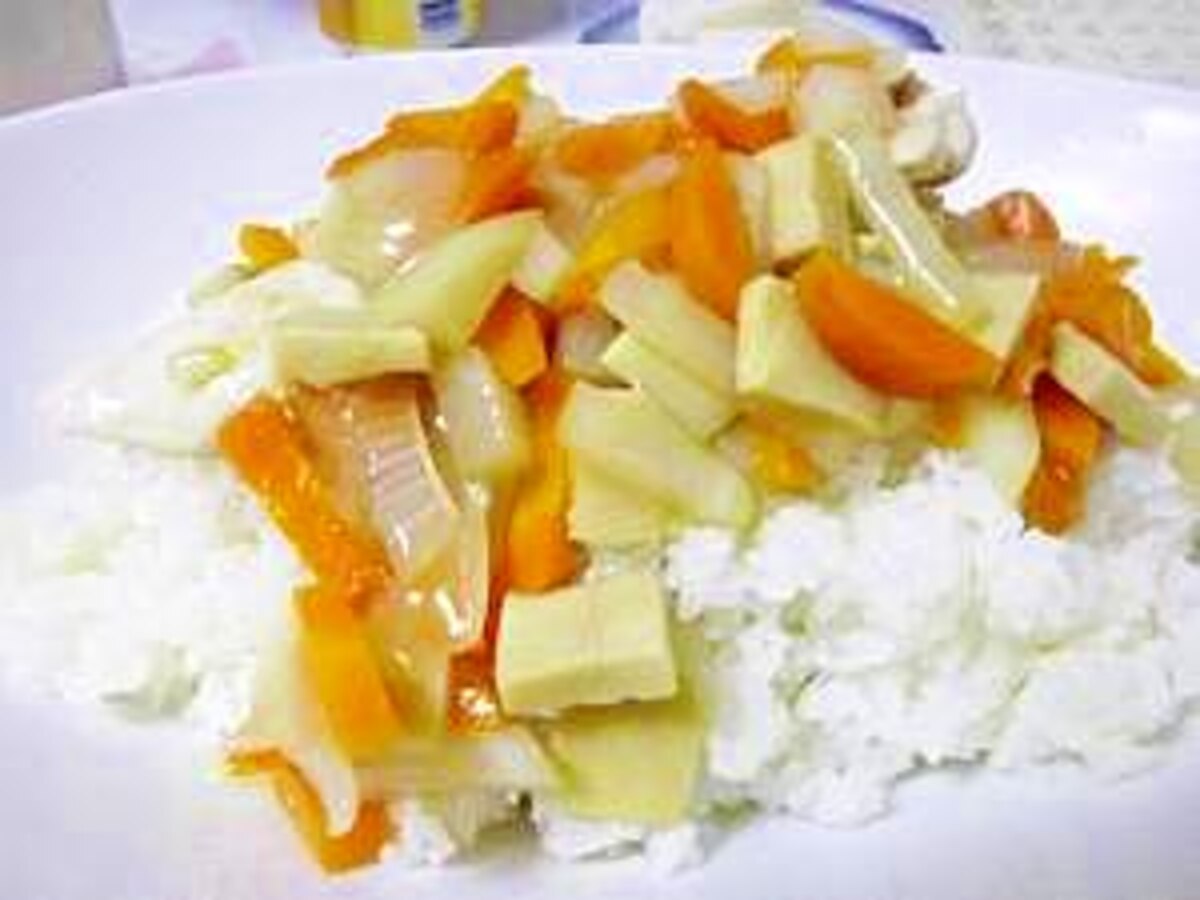 オムライス、ケチャップの次は「麺つゆ」がくる!?大人の味に変身“和風あんかけオムライス”レシピ