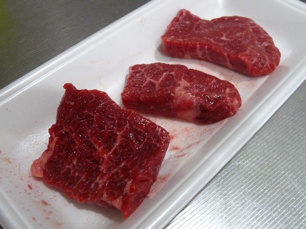 安い輸入肉で国産和牛の味を再現する裏ワザ
