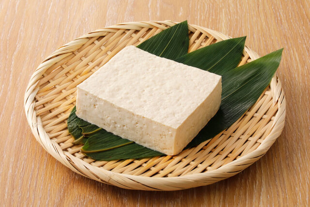 豆腐の水切りをレンジで