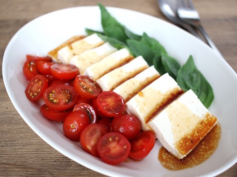 お洒落サラダと楽しい前菜