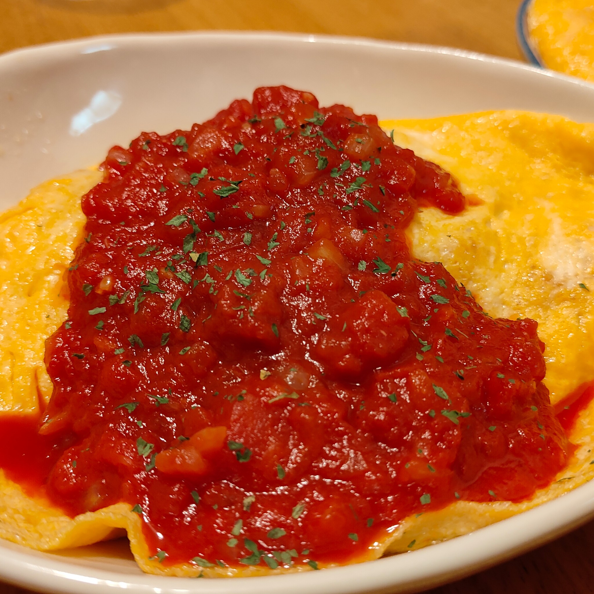 トマト缶でつくる オープンオムライス