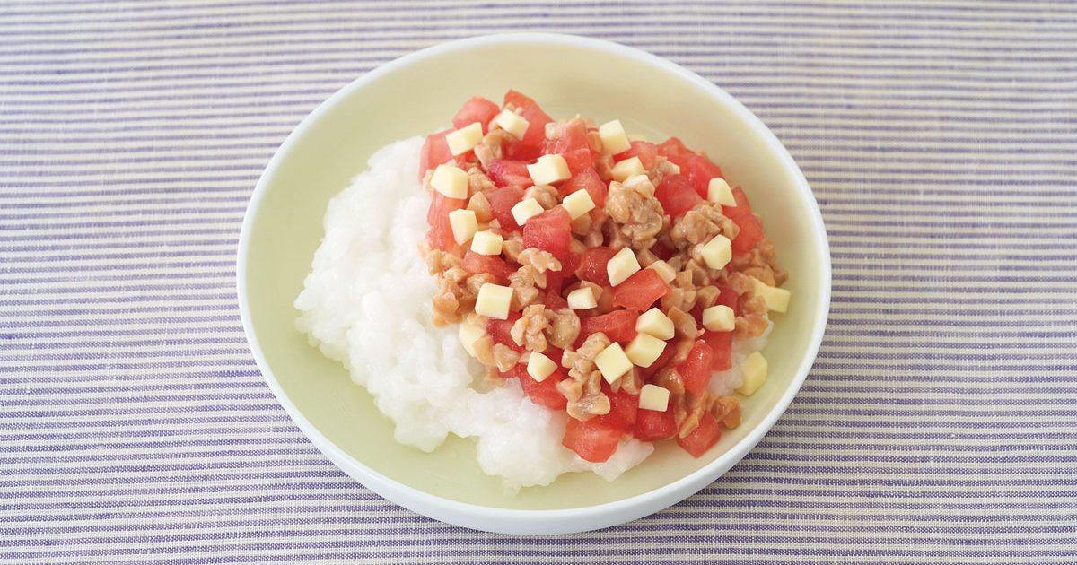 手づかみ離乳食 納豆入りご飯のお焼き