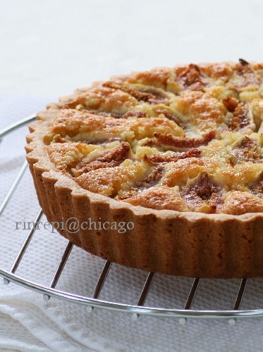 シンプルで美味しい♡アーモンドクリームタルト🥧コクのあるアーモンドクリームとザクザクタルトの美味しい組み合わせ♪グルテンフリー、vegan♪砂糖の代わりにデーツを使ったヘルシーで身体に優しいタルト♡