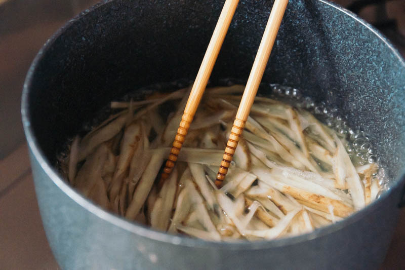 きんぴらごぼうの冷凍保存 お弁当にも大活躍！小分けで作り置きが◎ほほえみごはん-冷凍で食を豊かに-ニチレイフーズ