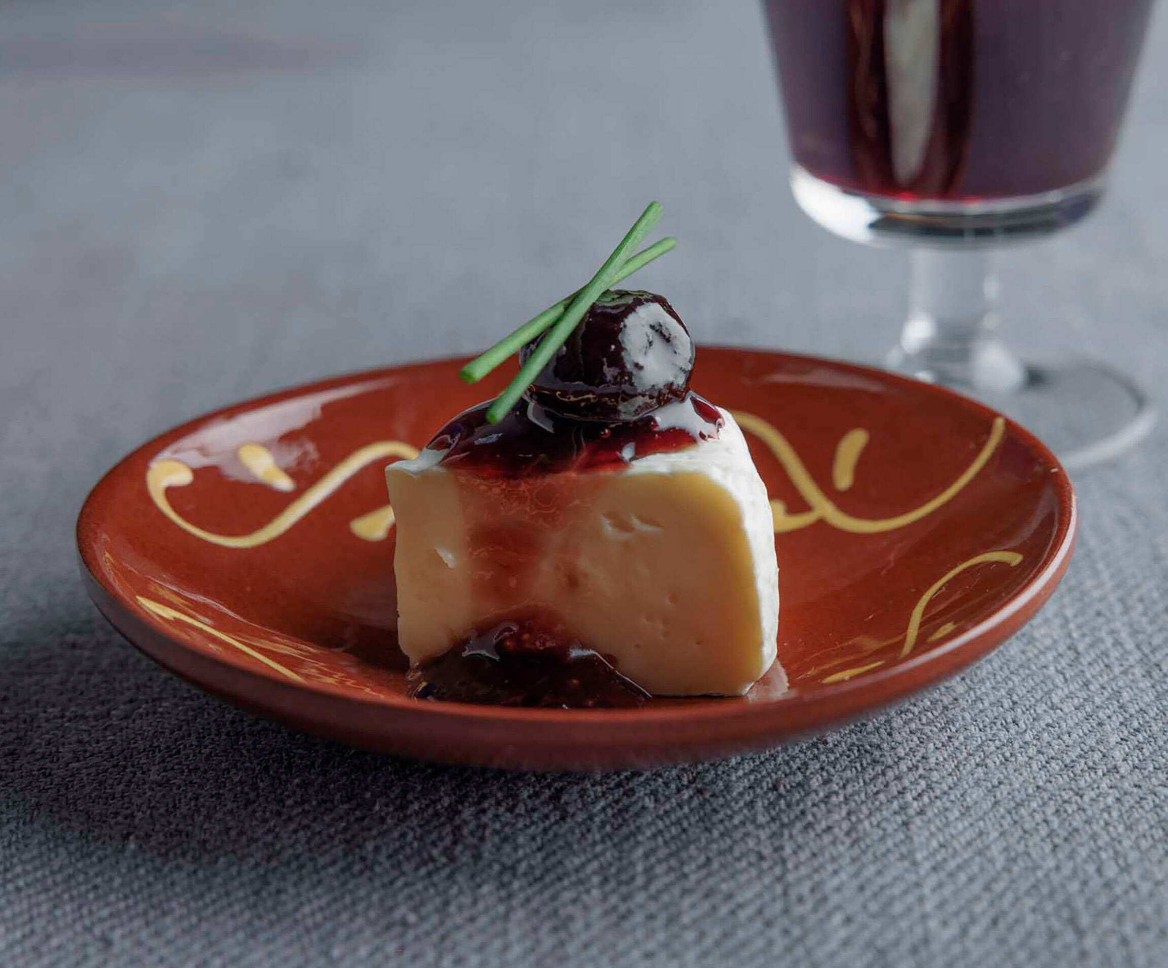 ワインにすごく合う！チーズを使ったオススメレシピ12選 - 美味しいワイン