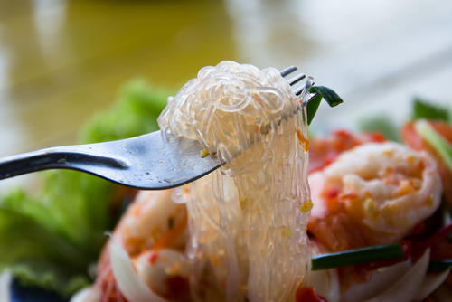 春雨は戻したら何倍の量になる？茹で時間や戻し方の簡単な方法は？プチオニ♪