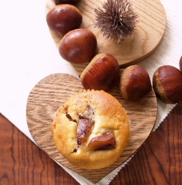 旬のマロンにアールグレイの華やかな香りを合わせたパフェやワッフルが新登場株式会社 ピエール マルコリーニ ジャパン のプレスリリース