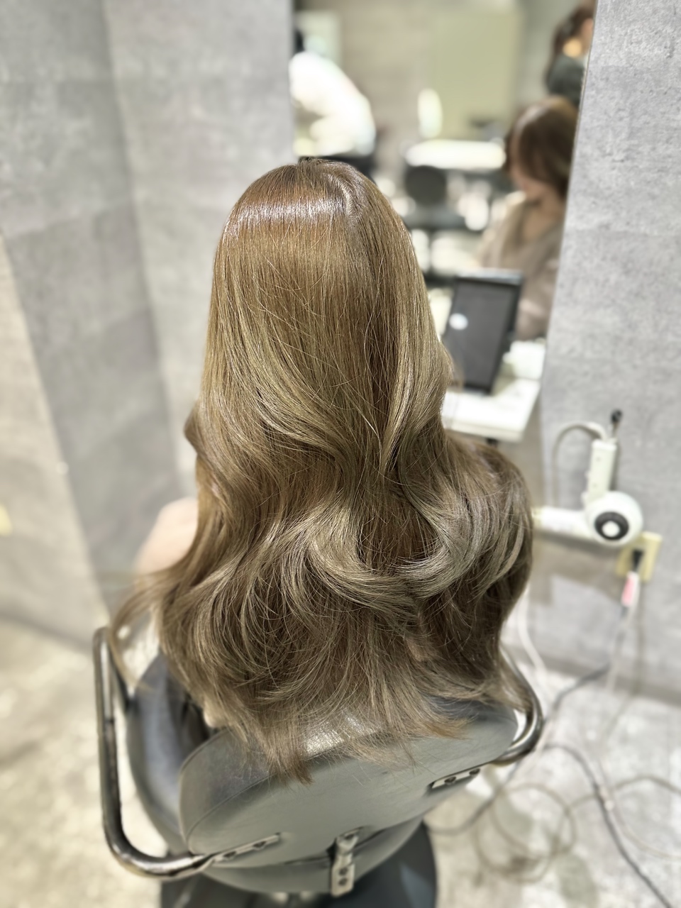 ブリーチあり ミルクティーベージュ〜エスプレッソショット追加で〜 by KAITO - ヘアカラーレシピHAIRinfo ヘアインフォ