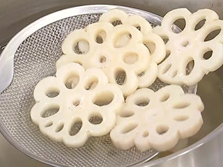 紅白 花れんこん - vegeness ベジネス 日本最大のヴィーガン情報サイト