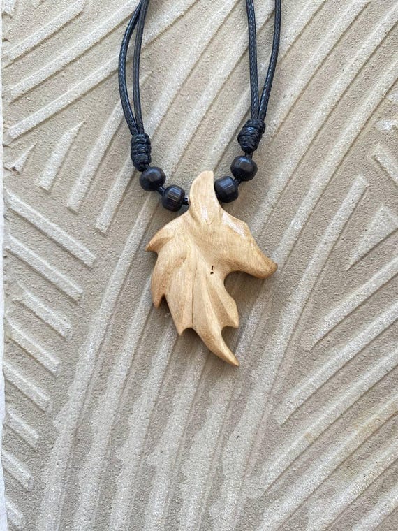 楽天市場手作りウッドネックレス 手作り ハンドメイド ウッド 木製 ネックレス レディース ミセス ナチュラル ファッション 天然木 木 ツリー調節可能 軽い 可愛い 大人可愛い ナチュラルファッション 女性 おしゃれ : 古布と染めの創作服 駿河屋