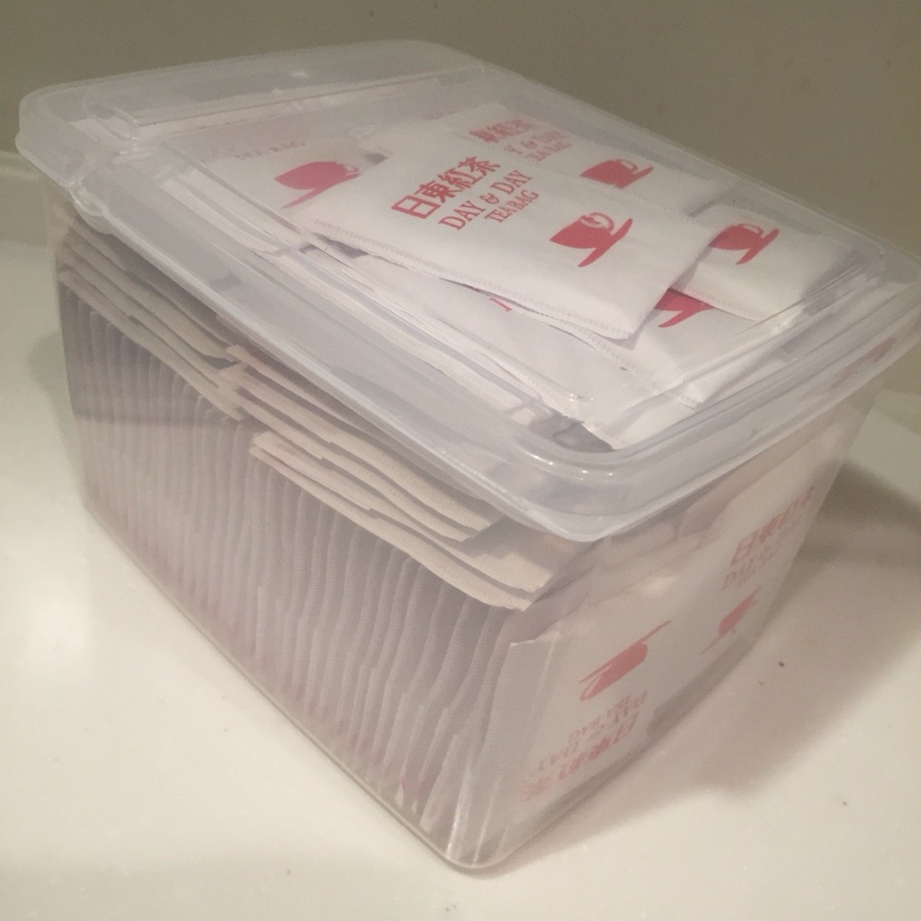 錦化成 麦茶パック 容器 スヌーピー ティーバッグケース 日本製 大容量 麦茶 パック ティーバッグ 保存容器 ピーナッツ かわいい おしゃれシンプル 新生活 : ものうりばPlantz - 通販 - Yahoo!ショッピング