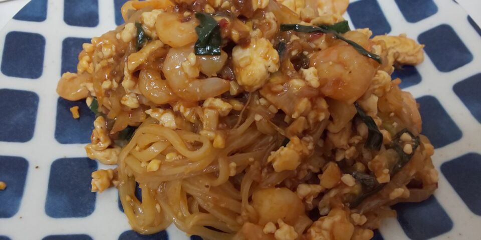 業務スーパーのパッタイペーストを使った節約レシピTikTok