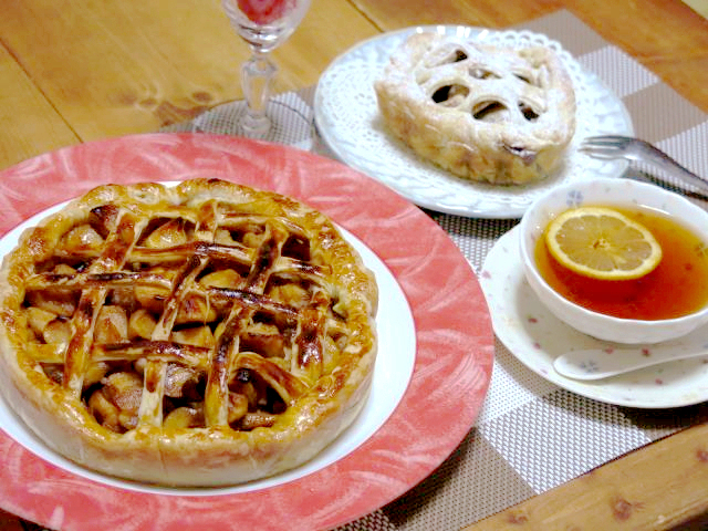 シナモン香るカスタードアップルパイ│レシピ一覧│ソントン株式会社