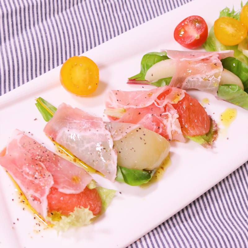 グレープフルーツとアボカドの生ハム巻き