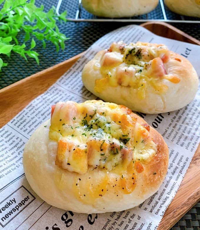 ペッパーオニオンベーコンチーズ食パン 我が家で大人気のお惣菜パン HBで ゆうみん 4人の母ちゃんSnapdish スナップディッシュID:Cn8fGa