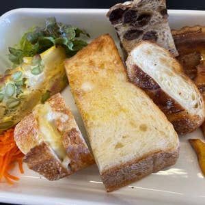 岐阜市 ドリンク代のみのモーニングが嬉しい！ JR岐阜駅直結で利用しやすい喫茶店 鈴子.ｂｌｕｅ- エキスパート - Yahoo!ニュース