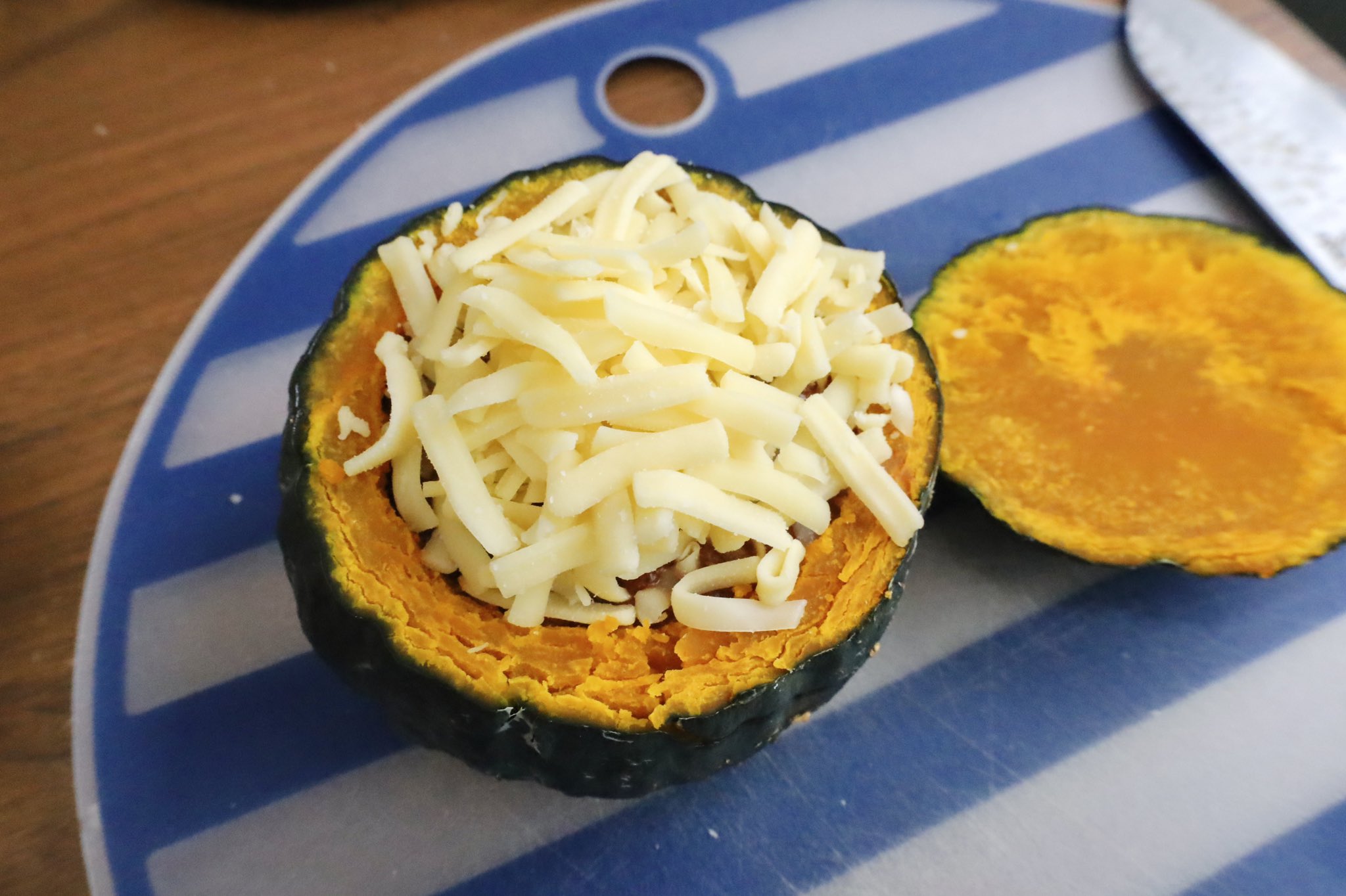 ☆坊ちゃんかぼちゃのクリーミー蒸しチーズ焼き☆ : JUNO cuisine