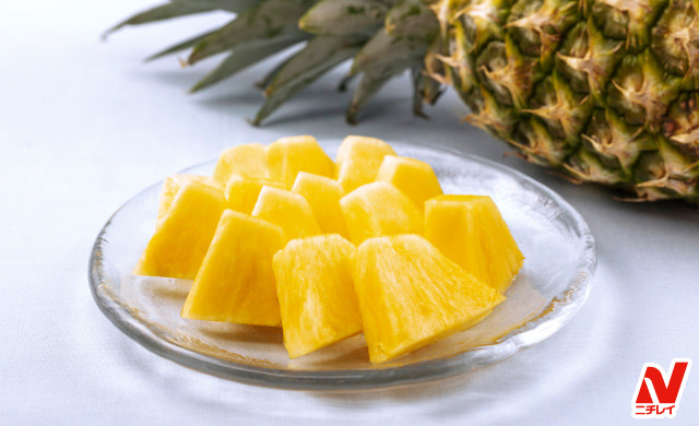 パイナップルの皮のむき方 by ぽろっとＱちゃんクックパッド簡単おいしいみんなのレシピが392万品