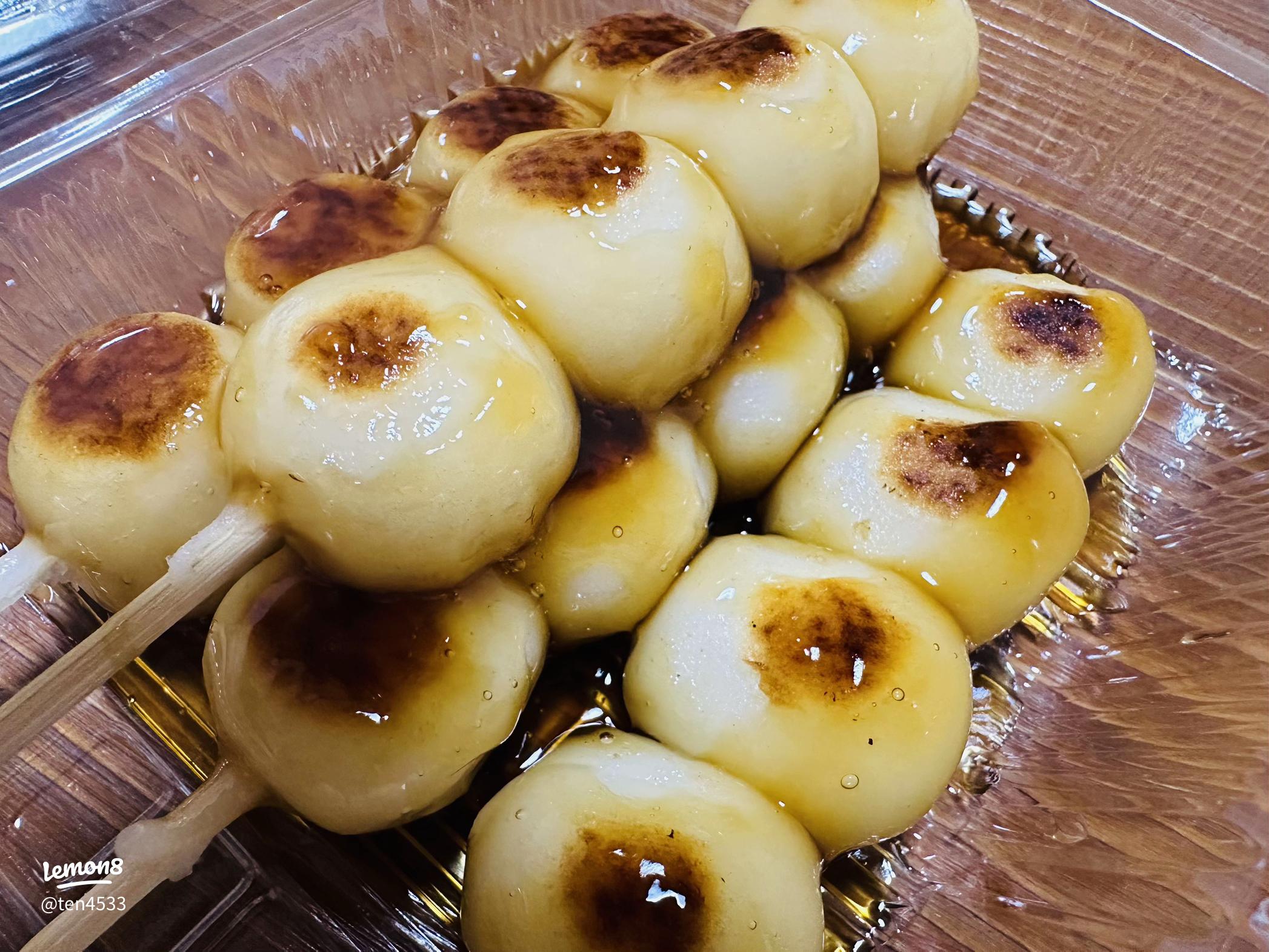 串だんご みたらし- わらびの華岡山の総社にある和菓子販売店・餅・お団子・だんご・まんじゅう・大福・おはぎ・わらびもちドリンクなど