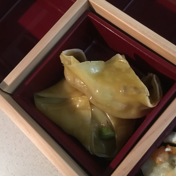 ワンタンの皮で作る「えび棒餃子」: こんなの食べたよ
