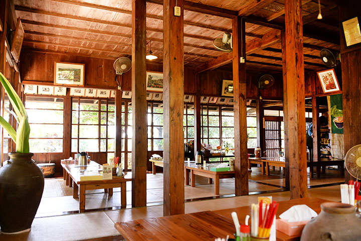 文化財の古民家でいただく沖縄そば。那覇市首里にある「しむじょう」よみもの沖縄CLIPあなたの沖縄 旅を豊かにする体験予約サイト・観光情報メディア