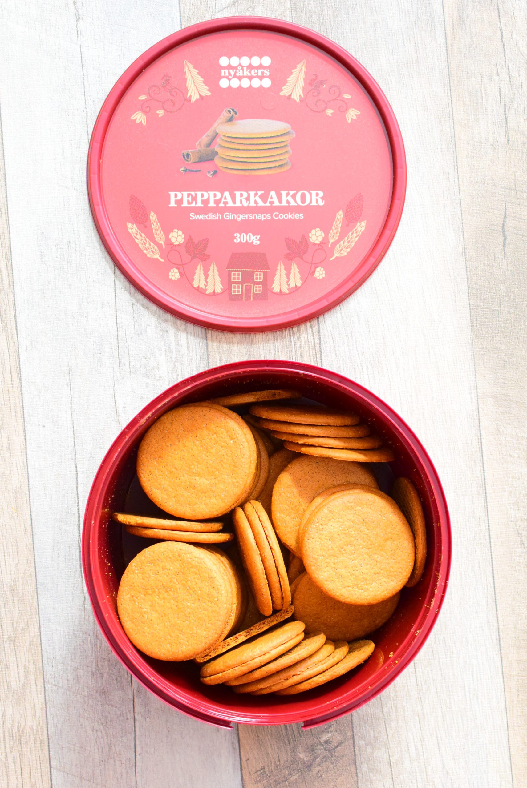 業務スーパージンジャークッキーアレンジジンジャークッキーとリンゴのケーキ