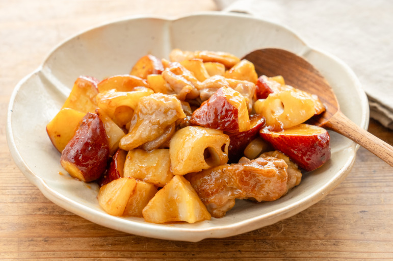 BBQで歓声が上がる焼きそばレシピ“鶏肉とねぎ塩だれの焼きそば”