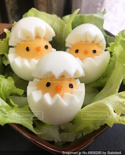 128 「ゆで卵からヒヨコが生まれた!」─中国でトンデモすぎる“学術論文”に批判の嵐クーリエ・ジャポン