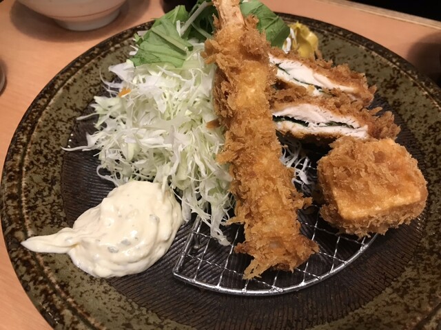 かつグルメ株式会社カルラ