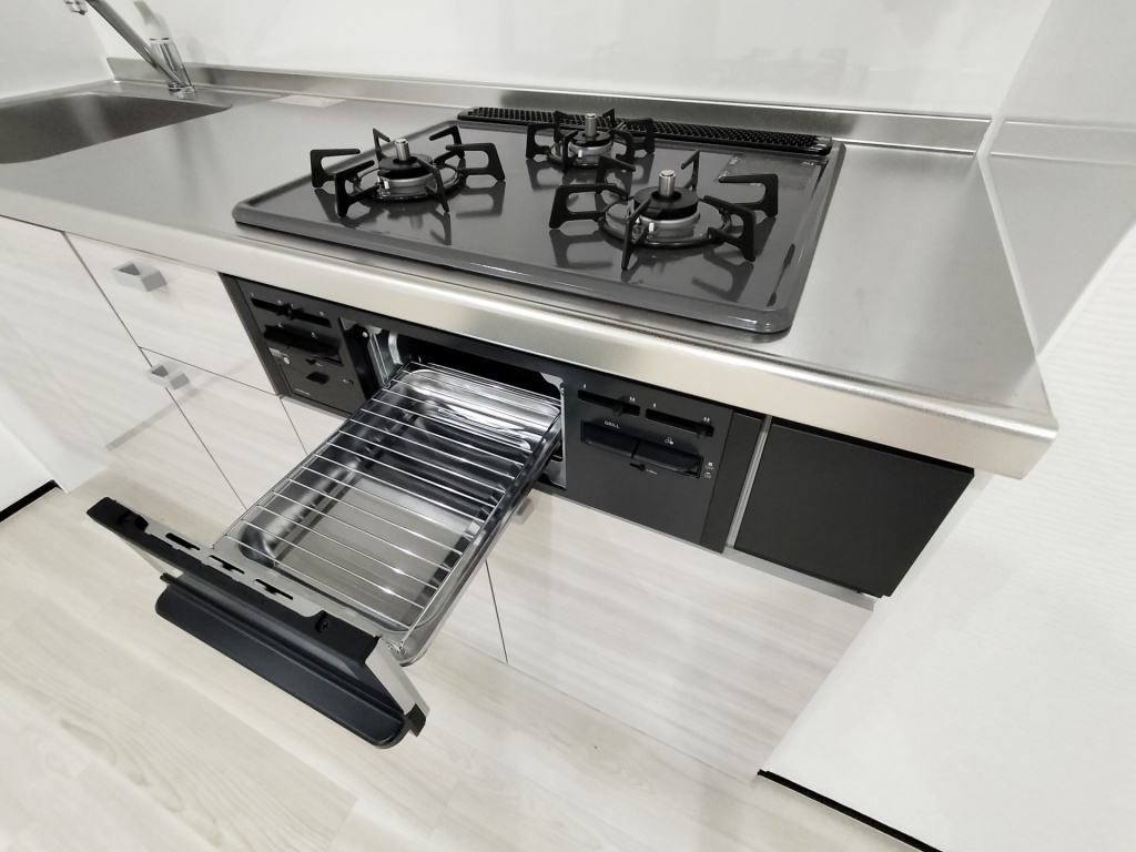 オーブンがなくても「グリラー」があれば！魚焼きグリルでダッチオーブン風メニューに挑戦アンジェ日々のコラム