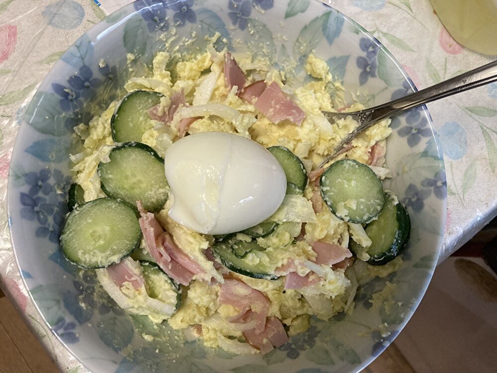 ｢ウインナーと玉ねぎのスクランブルエッグ｣