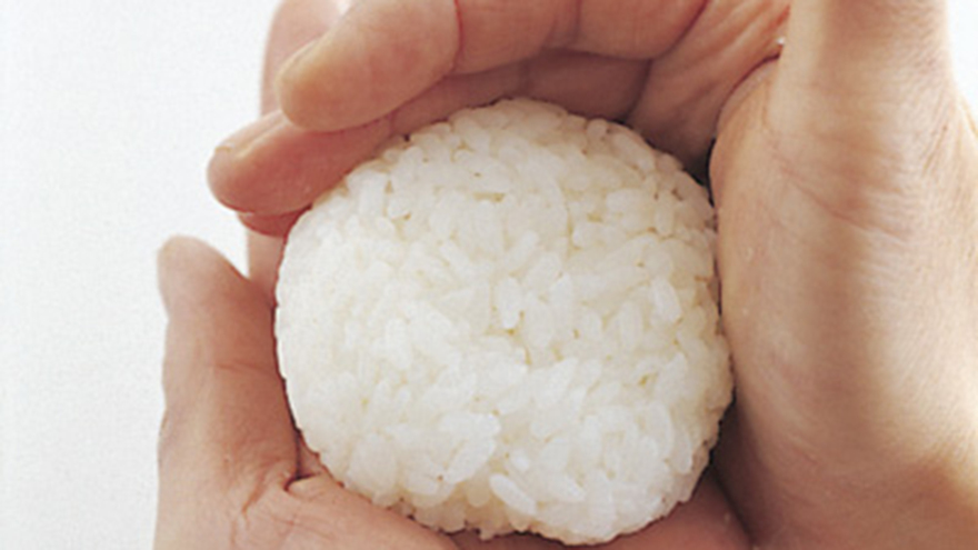 ごま油で絶品！おにぎり