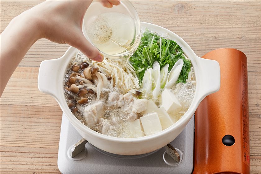 ホットクックで無水水炊き鍋スープを作りました。RYOHEI