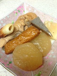 夏のおでん 減塩タイプの献立 副菜：れんこんの梅あえ、副菜：夏やっこ 献立・メニュー 味の素パーク たべる楽しさを、もっと