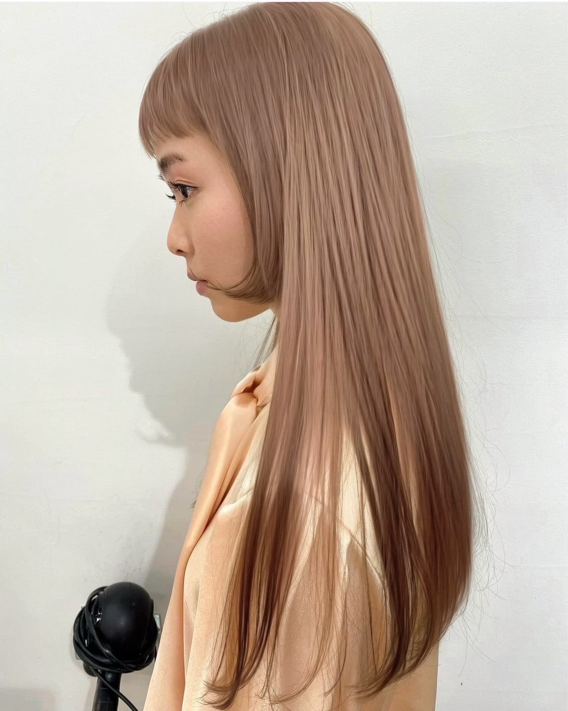 ミルクティーベージュでモテヘアに♡明るめ・暗めなど垢抜けスタイルをピックアップ！│美容室・美容院Lee リー