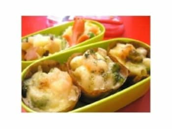 本日の仲良し夫婦お弁当 海老とほうれん草のグラタンSlowly every day