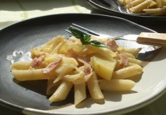 ポテトとベーコンのペペロンチーノ