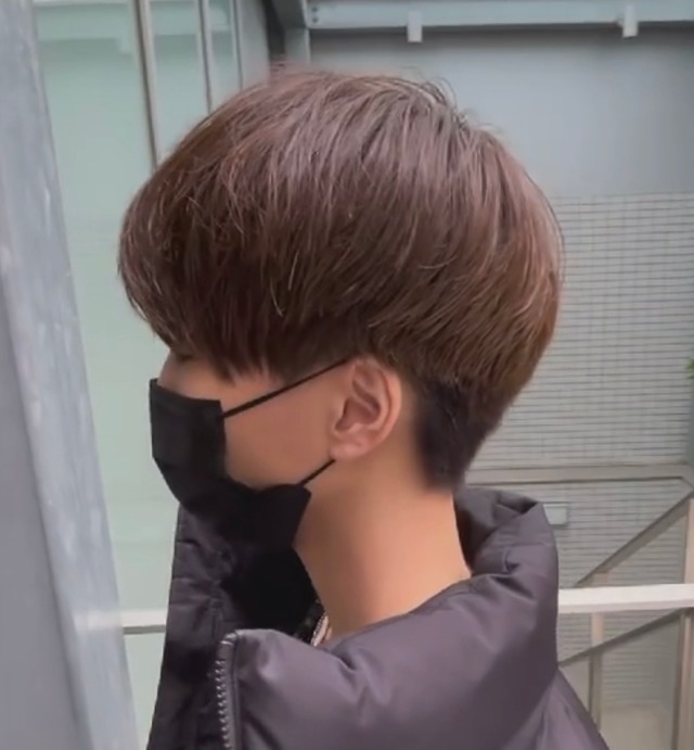 ホワイトミルクティーカラー ブリーチ2回で茶髪からハイトーンカラーに セルフカラー メンズ レシピ